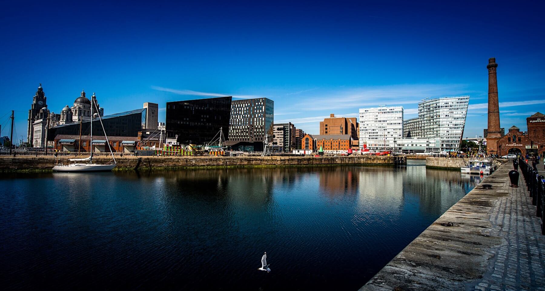 Liverpool_Docks_2_©Marketing_Liverpool0606-1800x960
